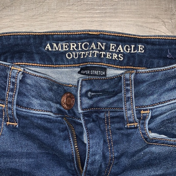 American Eagle Jeans (SHORT) - Picture 2 of 4